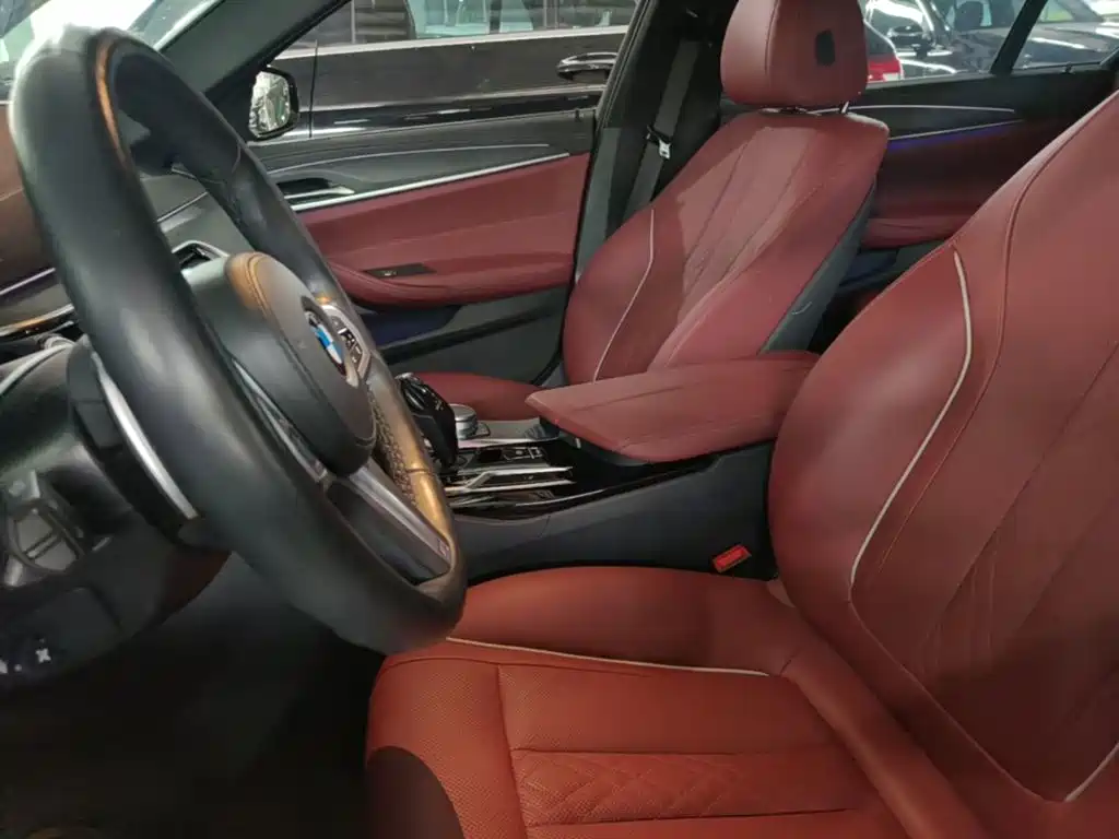 BMW 5 Series — миниатюра 15