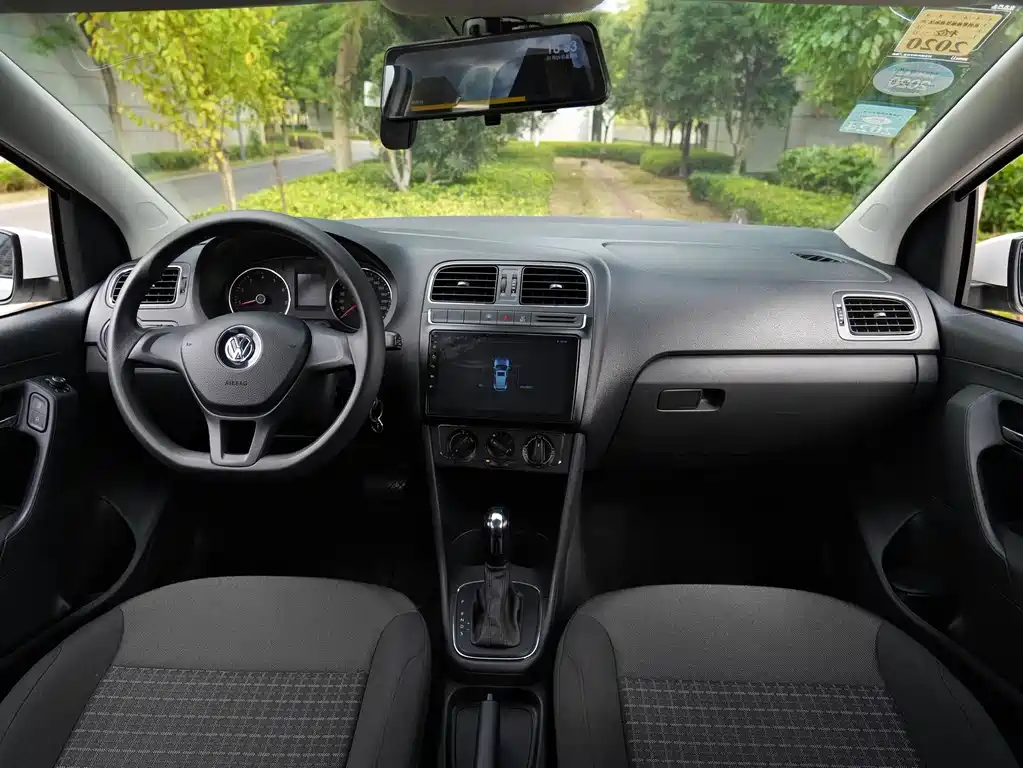 Volkswagen Polo — миниатюра 6