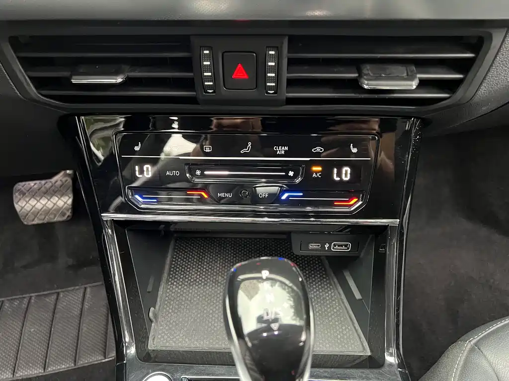 Volkswagen Passat — миниатюра 13