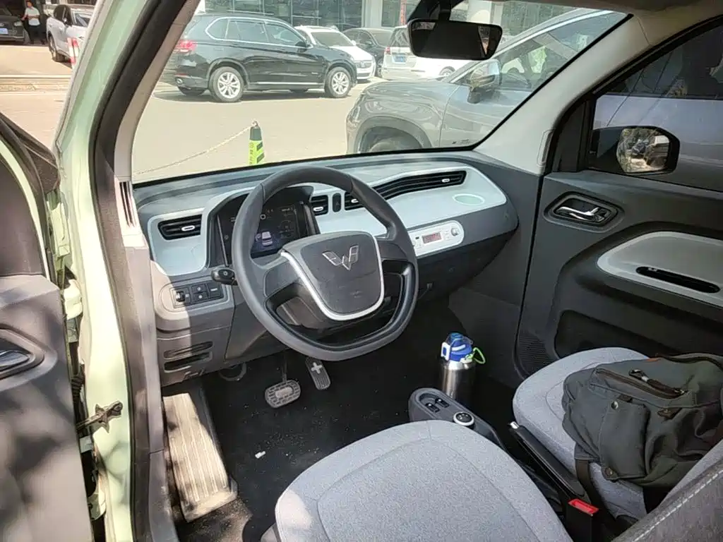 Wuling MINIEV — миниатюра 10