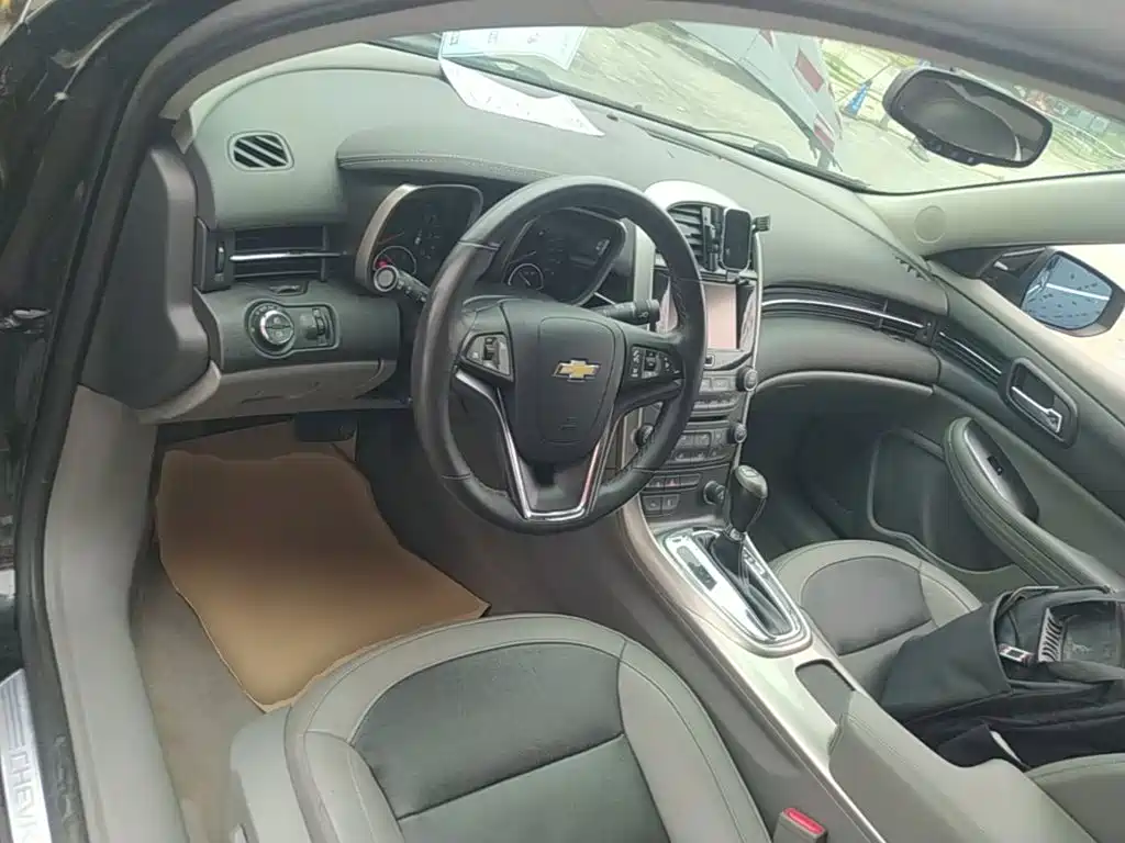 Chevrolet Malibu — миниатюра 10