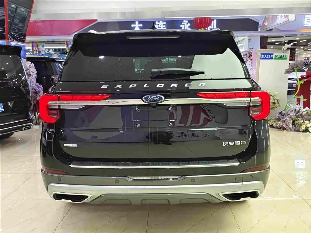 Ford Explorer — миниатюра 11