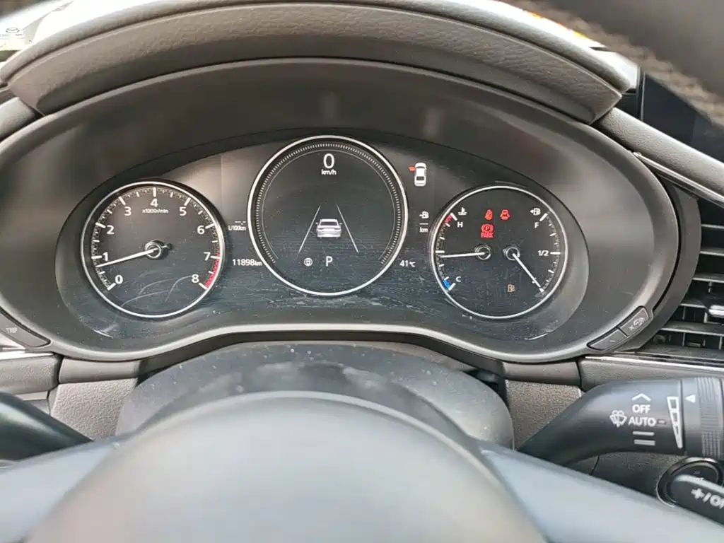 Mazda 3 Axela — миниатюра 12