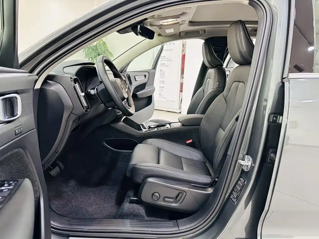 Volvo XC40 — фотографии объявления, Фото 12