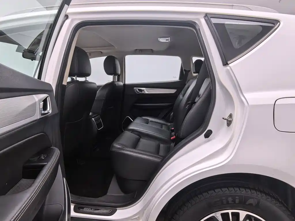 Geely Vision X6 — миниатюра 15