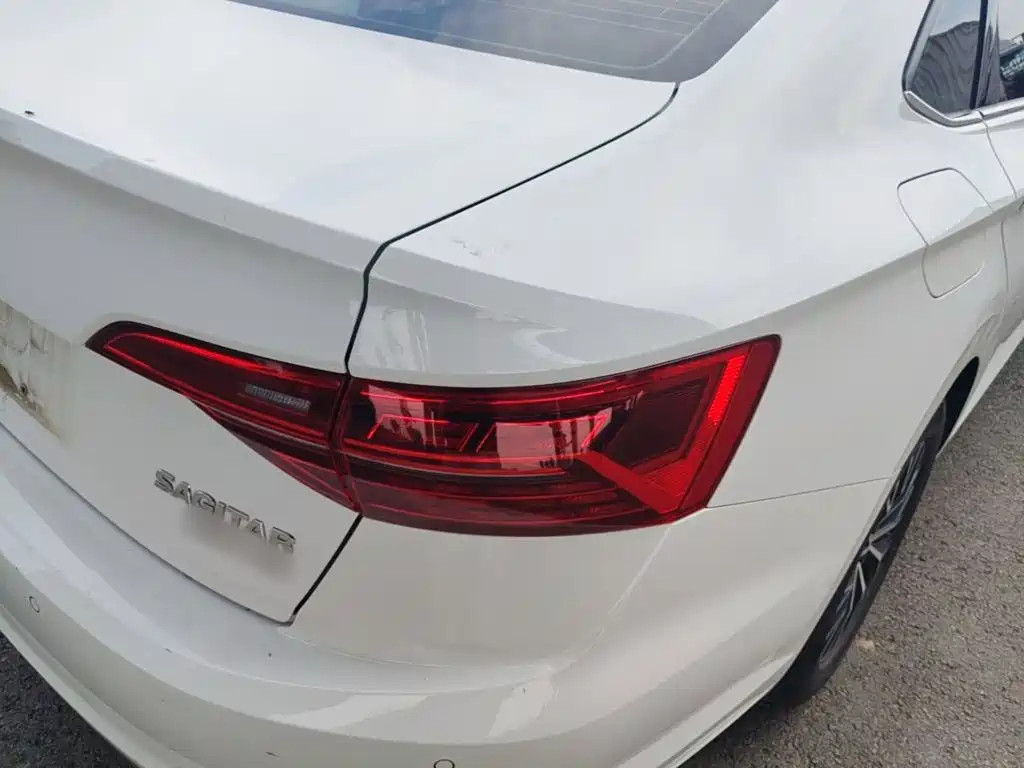Volkswagen Sagitar — миниатюра 8
