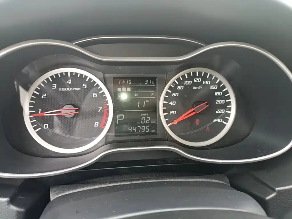 Bestune X40 — миниатюра 12