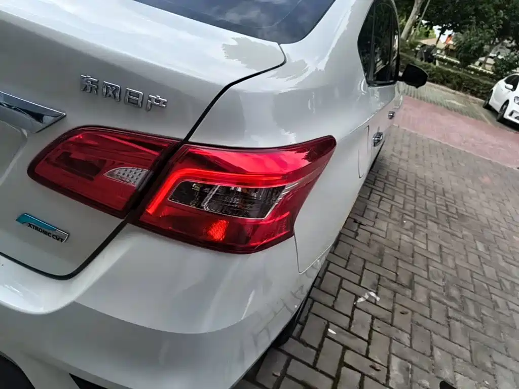 Nissan Sylphy — миниатюра 8