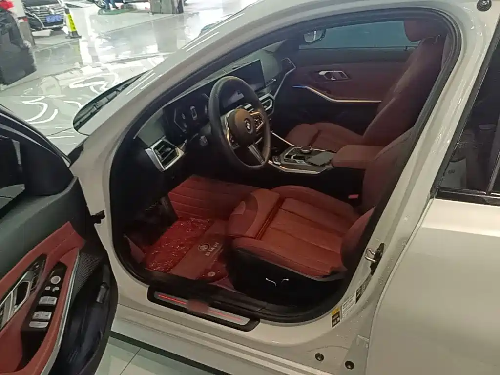 BMW i3 — миниатюра 16