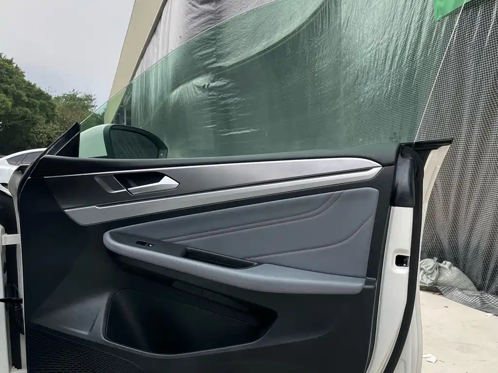 Volkswagen Lamando — миниатюра 25