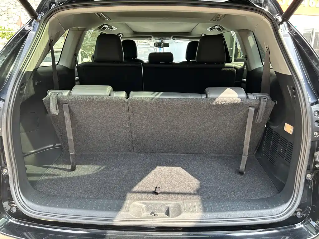 Toyota Highlander 2015 2.0T 7 мест