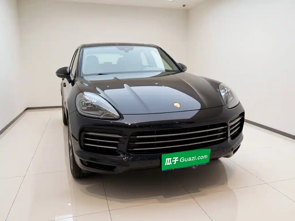 Porsche Cayenne — миниатюра 3