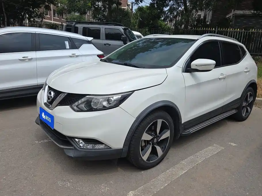 2019 Nissan Qashqai - zdjęcie 1 z 16