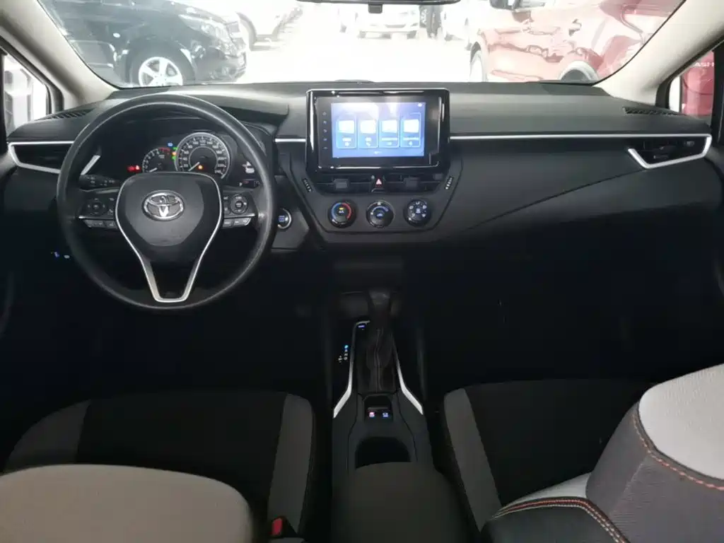 Toyota Corolla — миниатюра 10