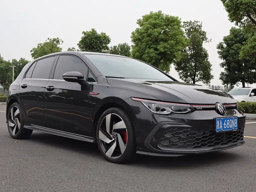 Volkswagen Golf GTI — миниатюра 3
