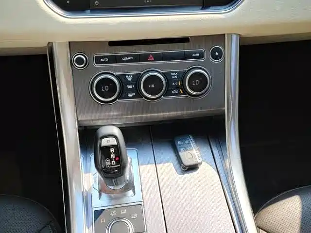 Land Rover Sport — миниатюра 8