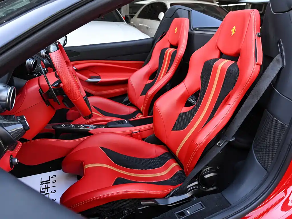 Ferrari F8 2020 Spider 3.9T V8
