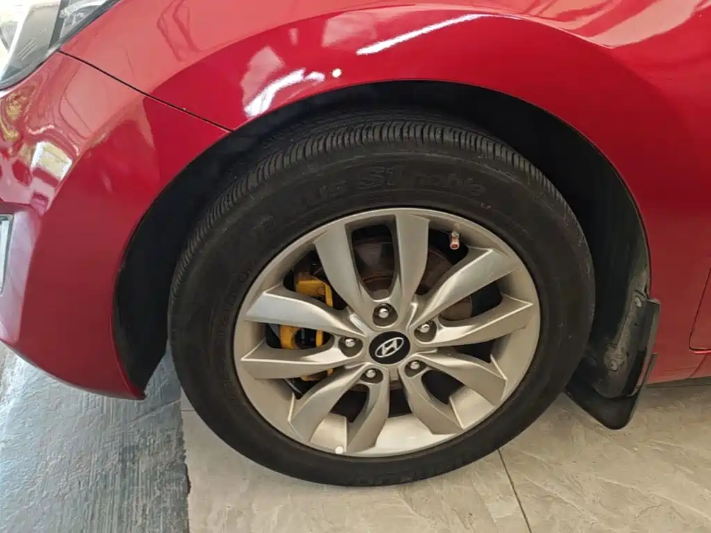 Hyundai Elantra Langdong — миниатюра 23