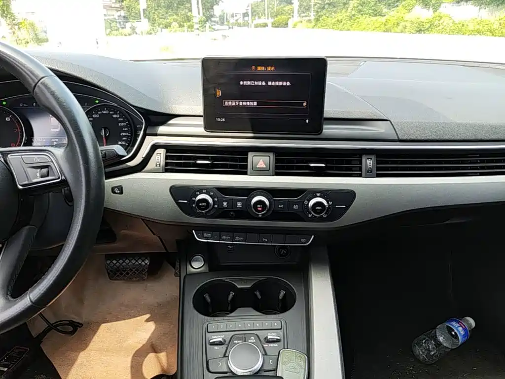 Audi A4L — миниатюра 13