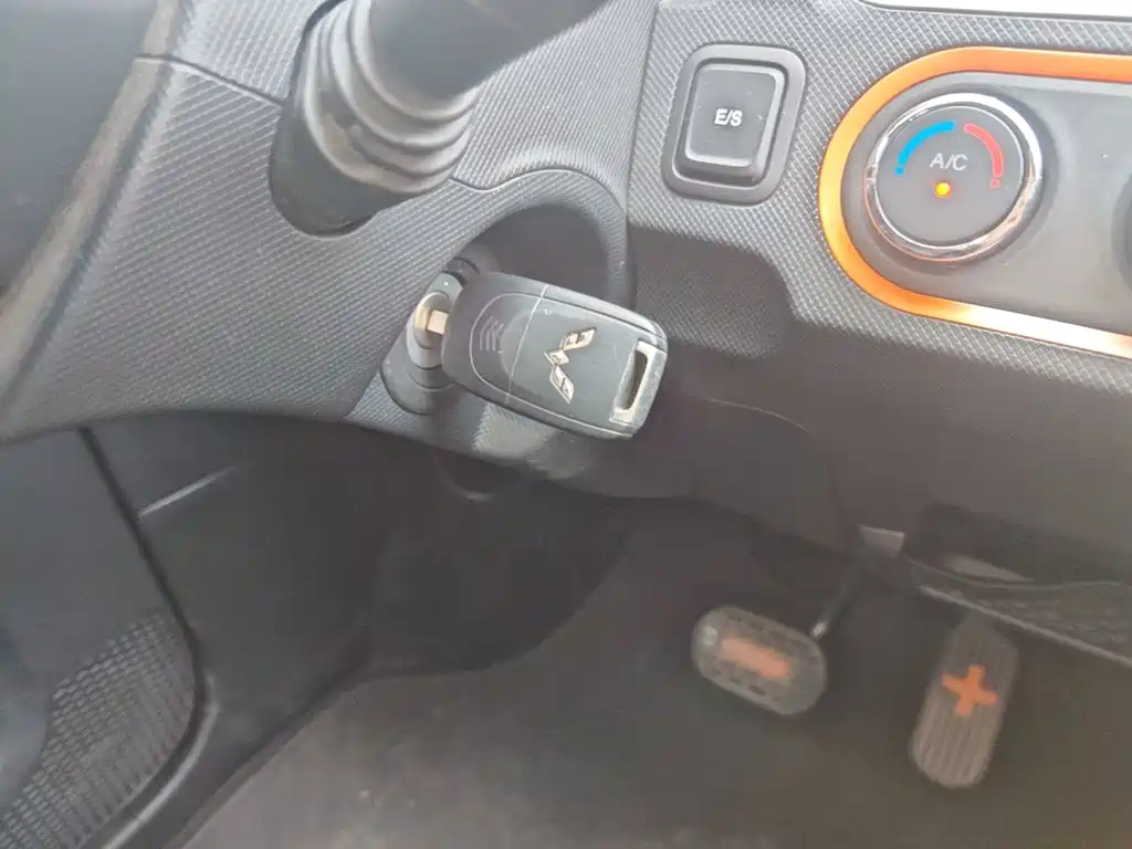 Wuling MINIEV — миниатюра 9
