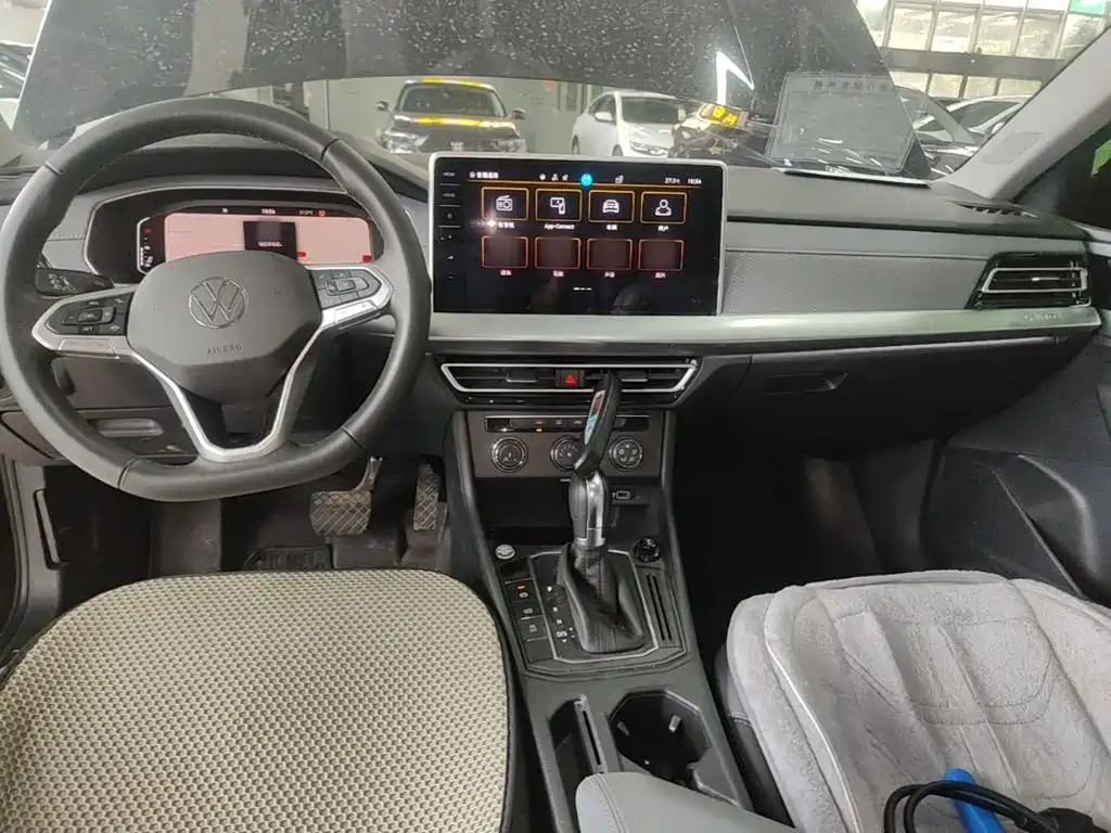 Volkswagen Lavida — миниатюра 10