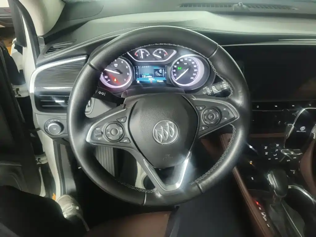 Buick Envision Plus — миниатюра 11