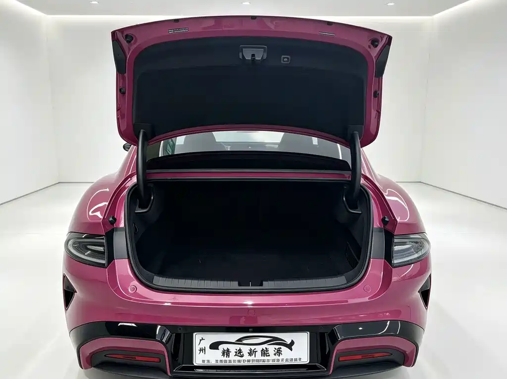 Xiaomi SU7 — миниатюра 21