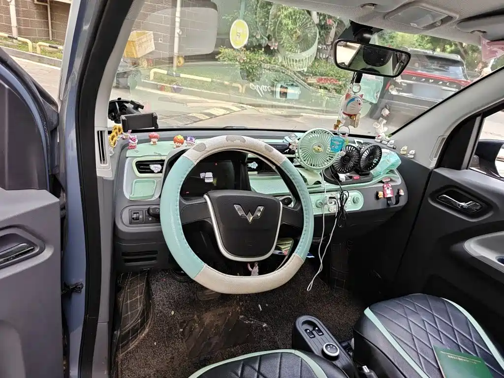 Wuling MINIEV — миниатюра 10