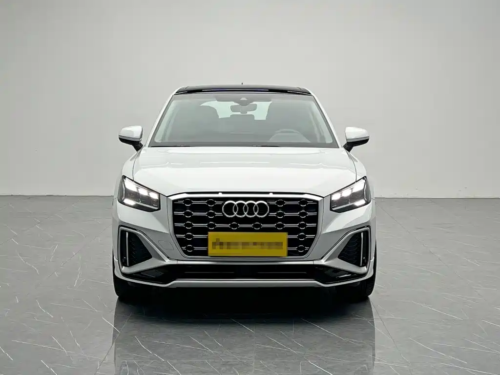 Audi Q2L 35 TFSI Fashion Dynamic Type, фото 2