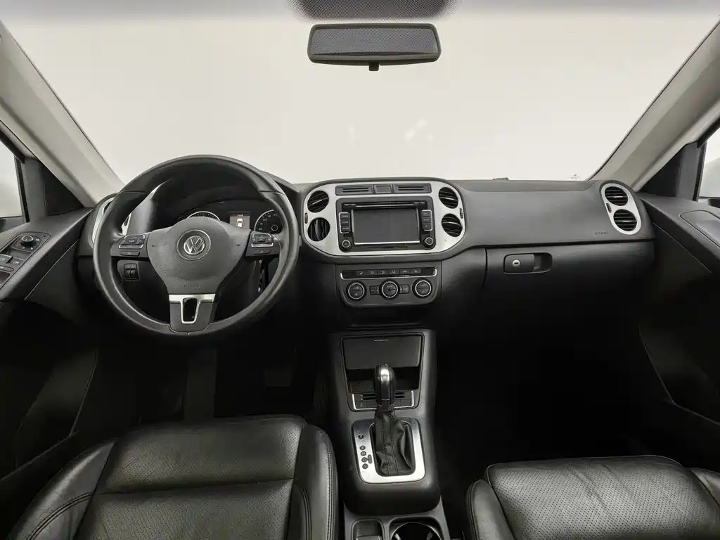 Volkswagen Tiguan — миниатюра 5
