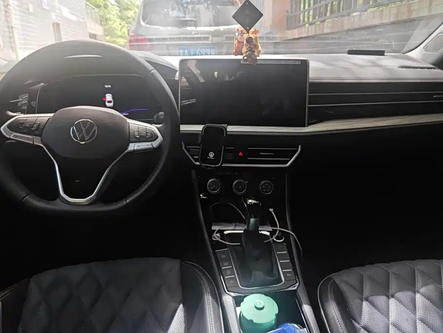 Volkswagen Sagitar — миниатюра 12