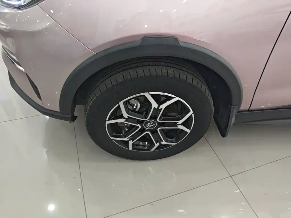 BYD Yuan Pro — миниатюра 23