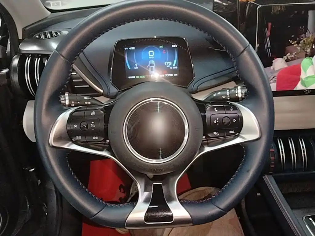 BYD Yuan Plus — миниатюра 11