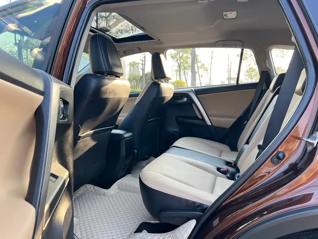 TOYOTA RAV4 RONGFANG