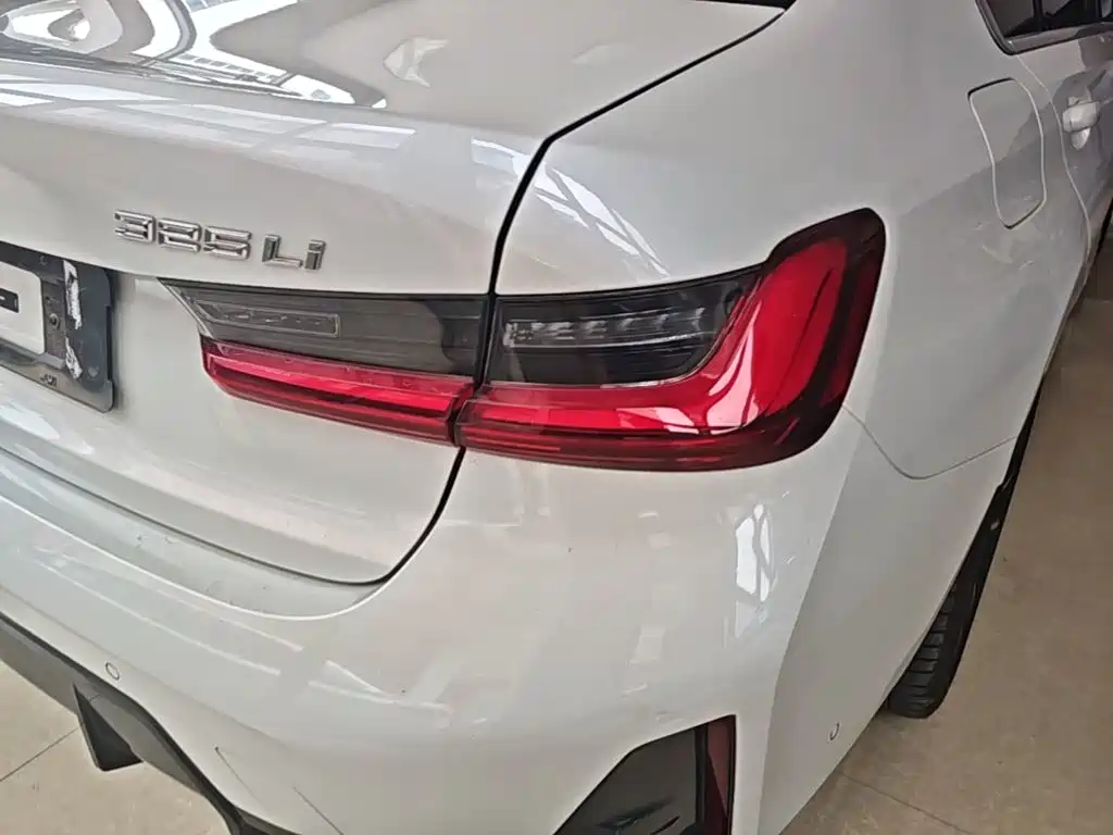 BMW 3 Series — миниатюра 8