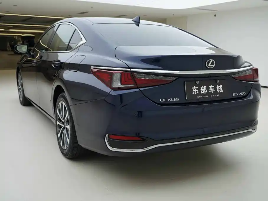 Lexus ES — миниатюра 4