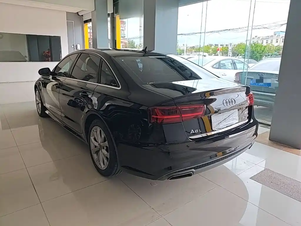 Audi A6L — миниатюра 5