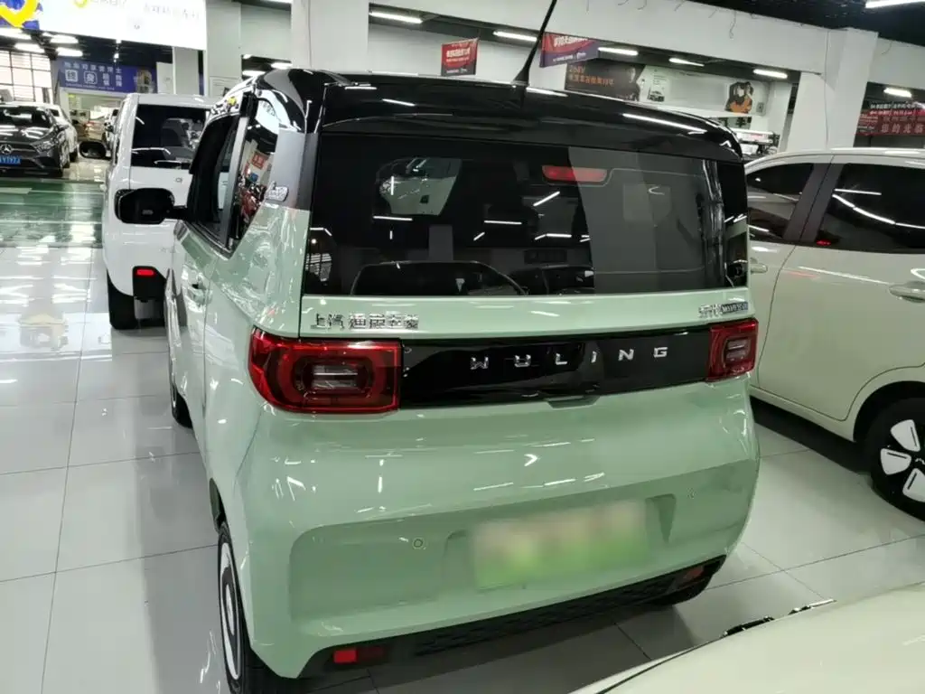Wuling MINIEV — миниатюра 6