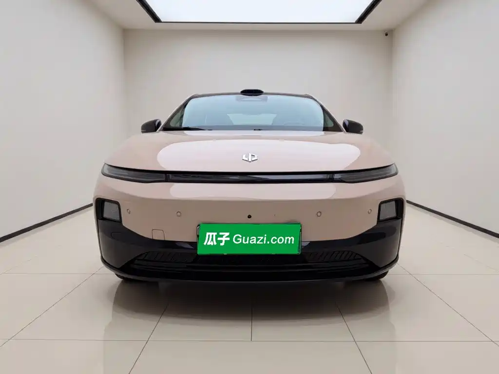 Leapmotor Leapmotor B01 — миниатюра 2