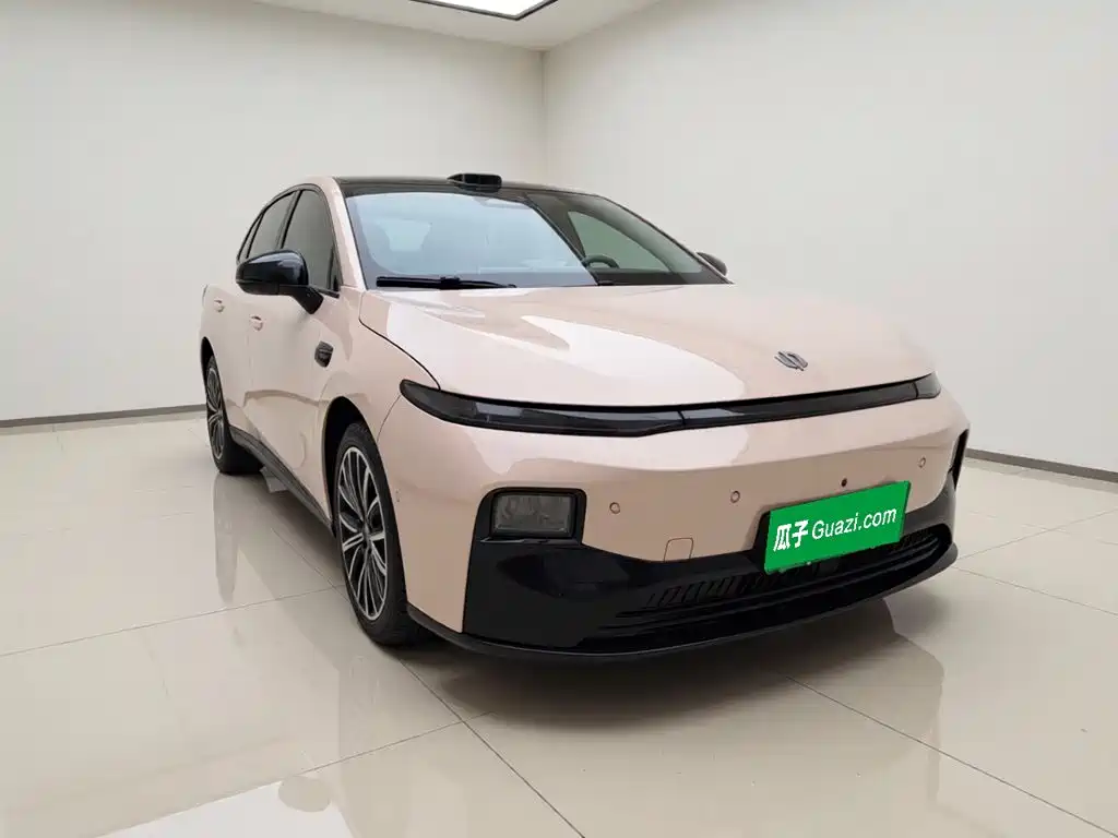 Leapmotor Leapmotor B01 — миниатюра 3