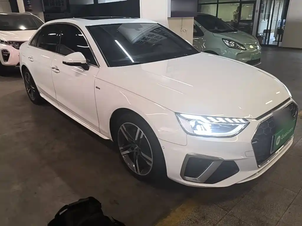 Audi A4L — миниатюра 4