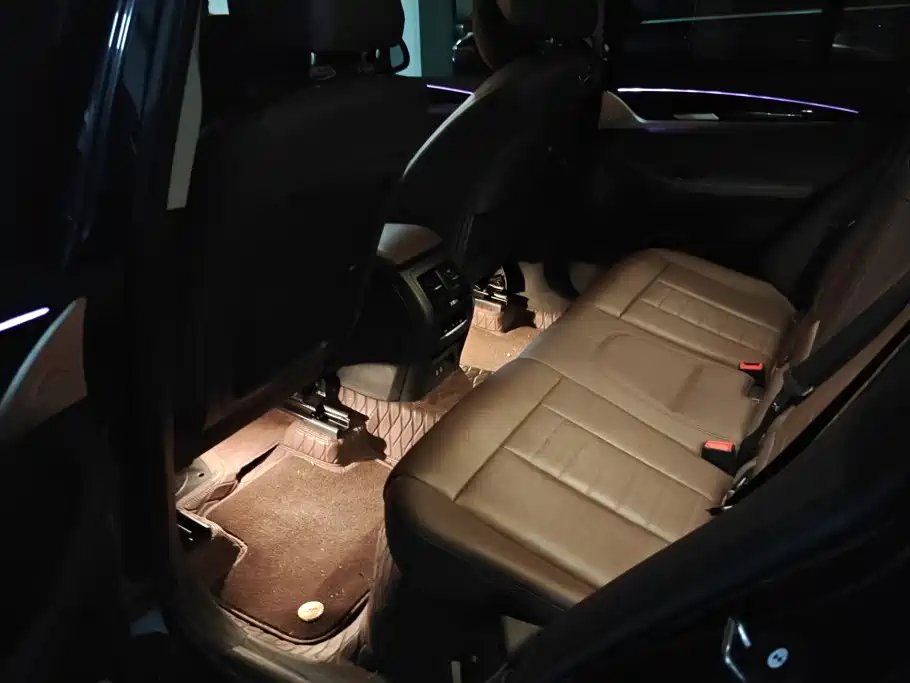 BMW X3 — миниатюра 11