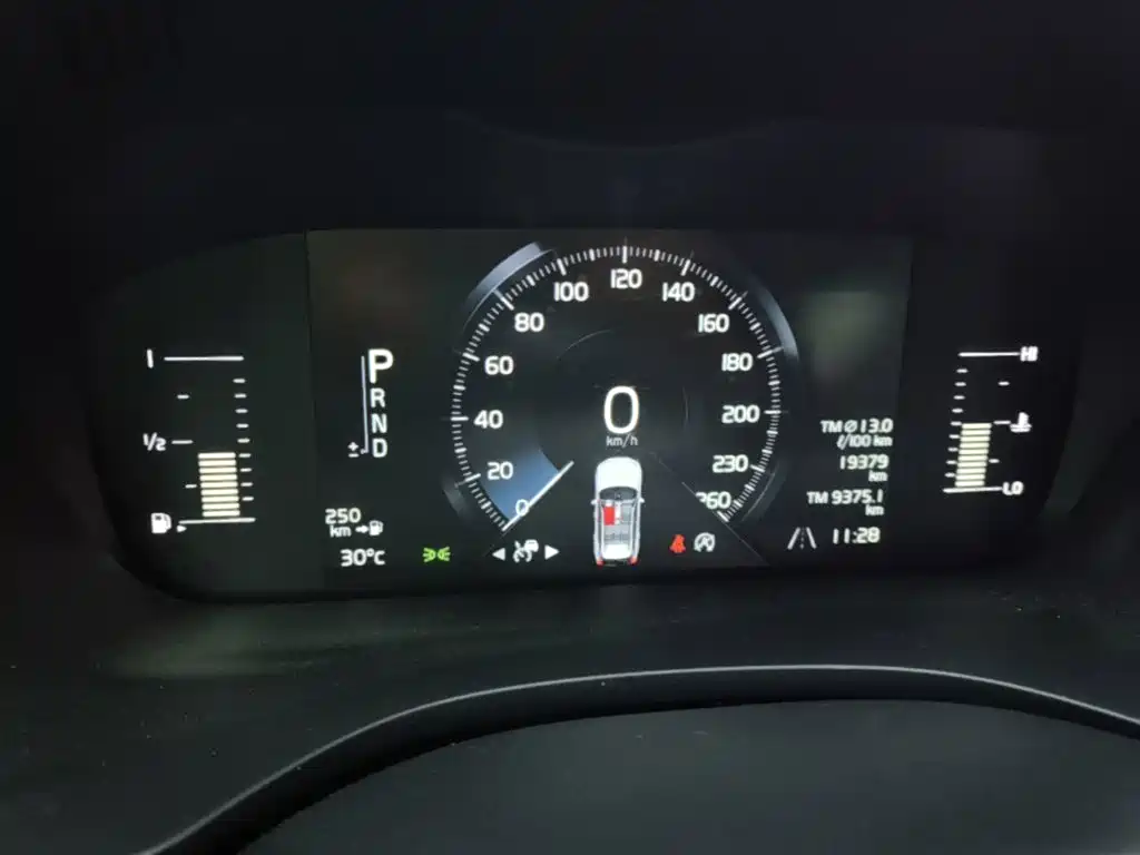 Volvo XC60 — миниатюра 12