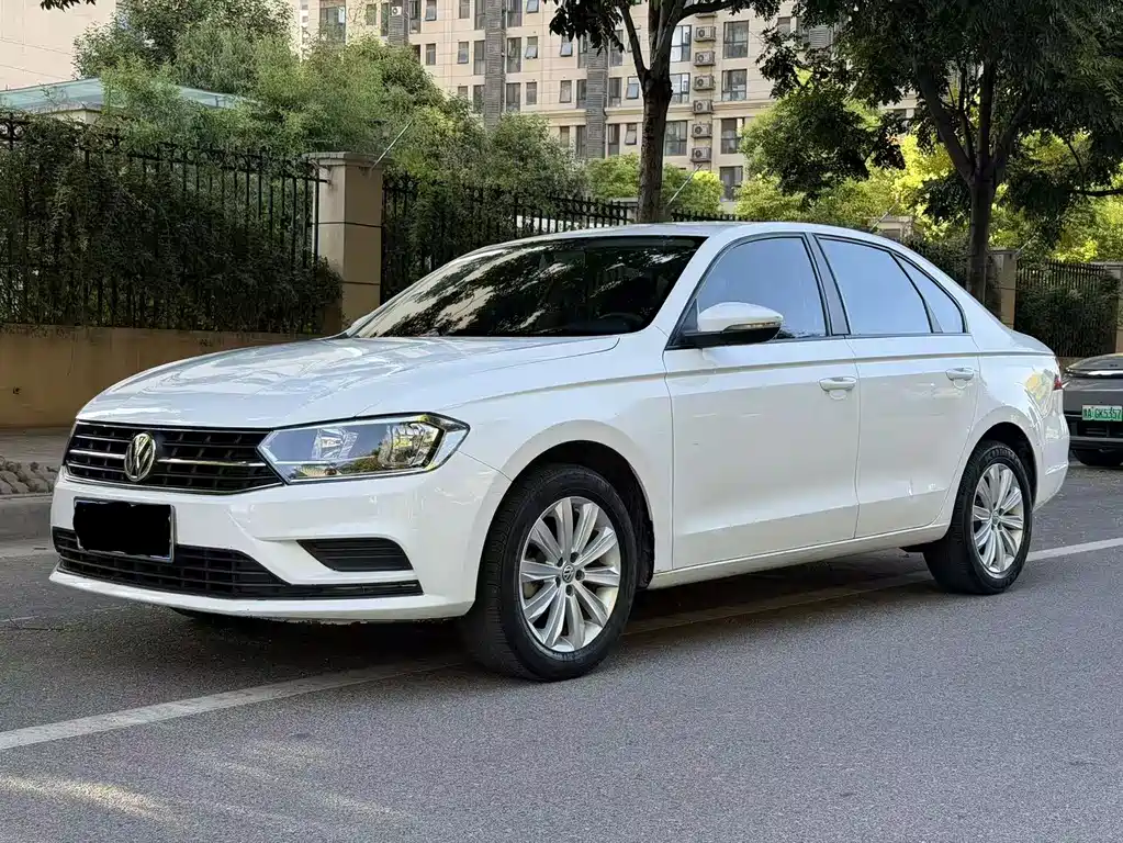 Volkswagen Bora — миниатюра 2