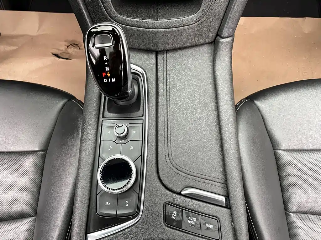Cadillac XT5 — миниатюра 14
