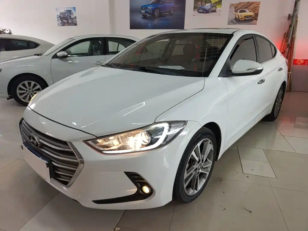 Hyundai Elantra