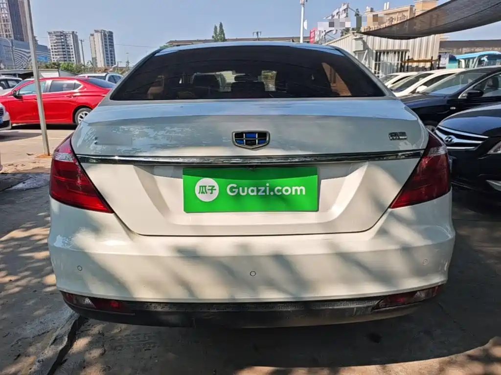 Geely Emgrand — миниатюра 6