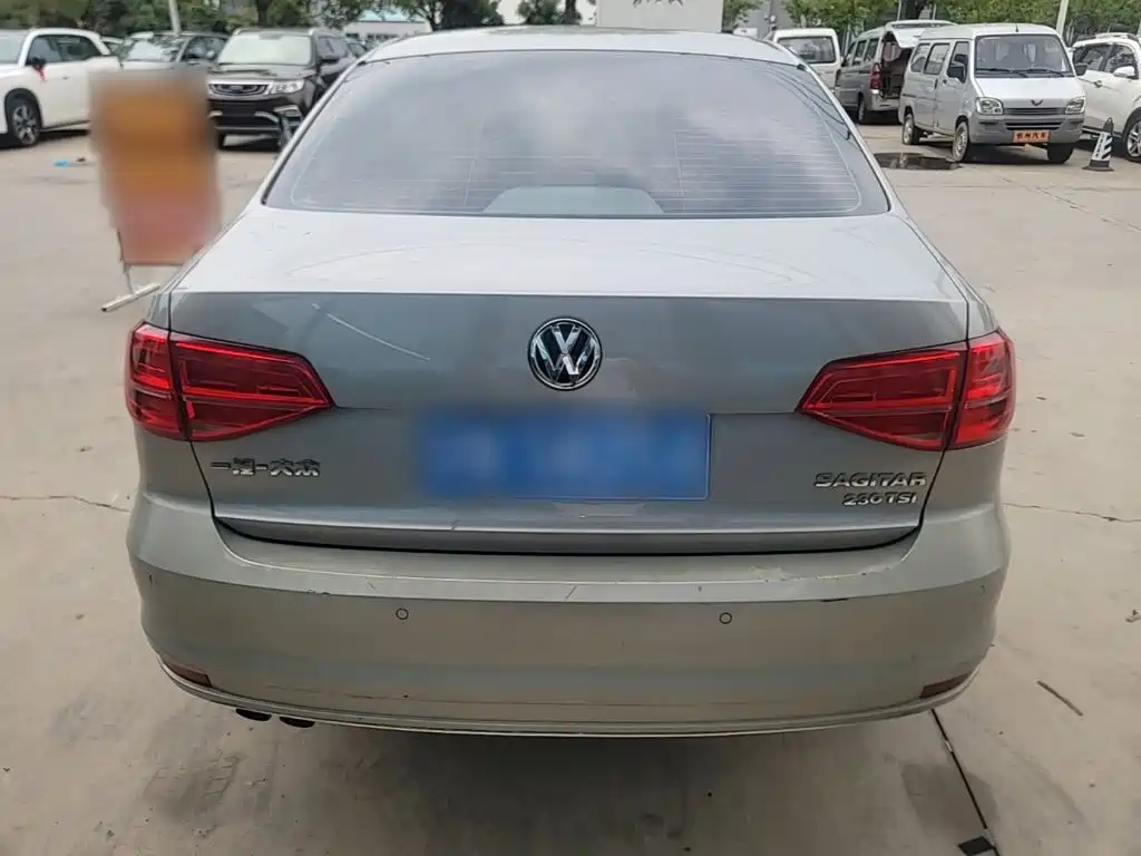 Volkswagen Sagitar — миниатюра 6