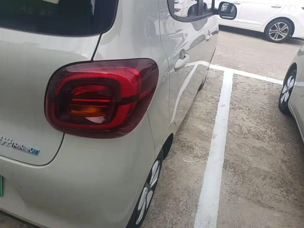 Wuling Mini EV MINIEV 2025