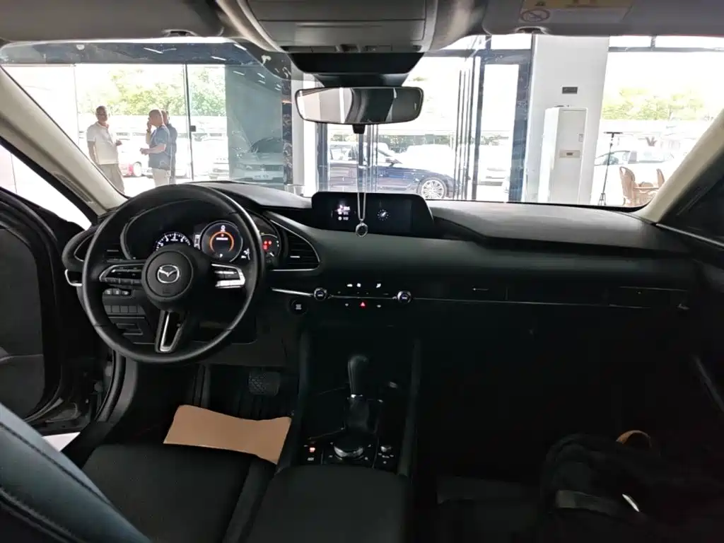 Mazda 3 Axela — миниатюра 10